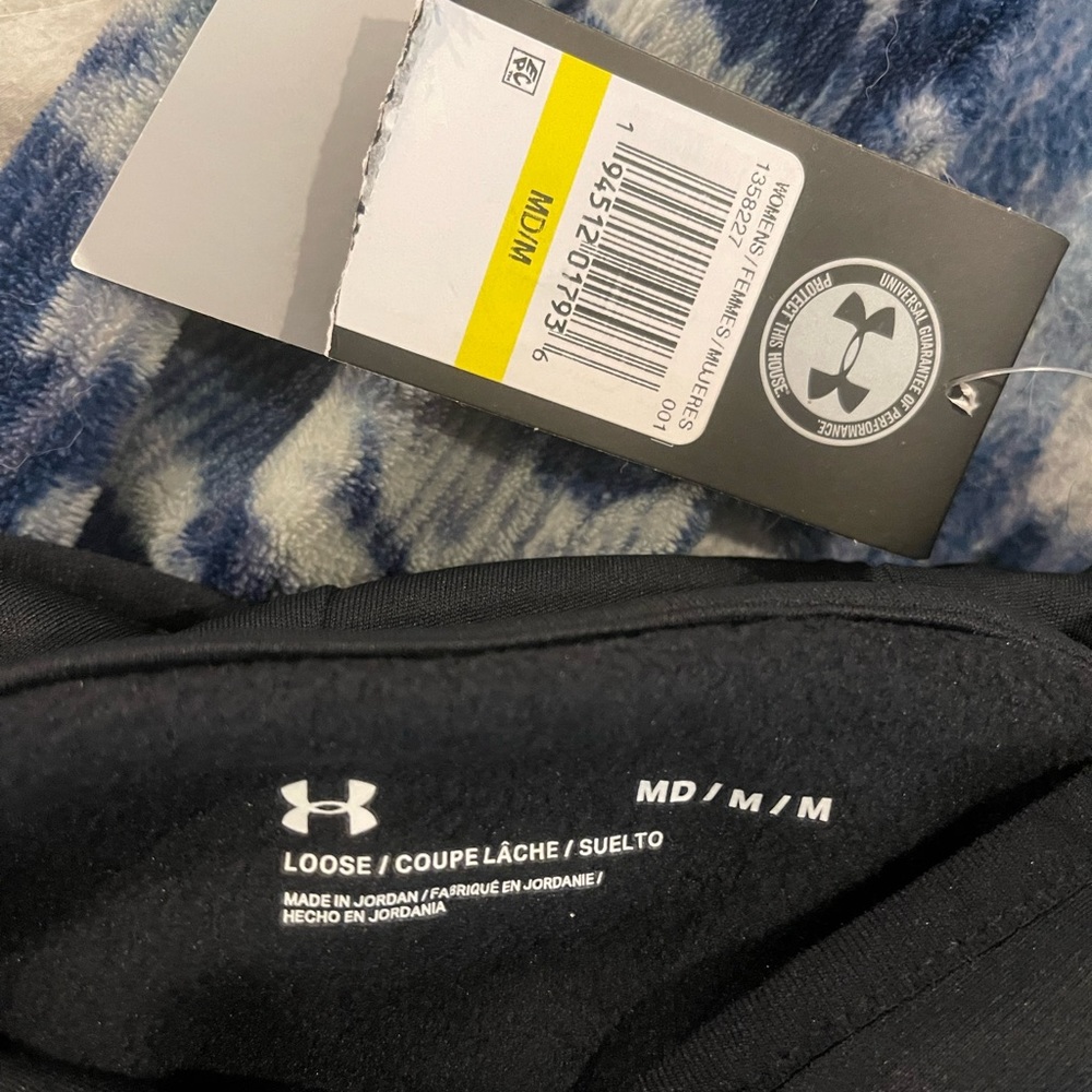 Black Under Armor hoodie - NWT